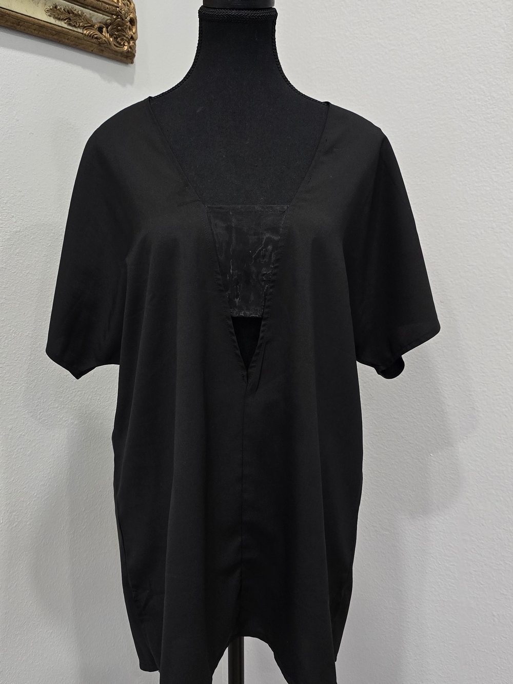 Missguided Black V-Neck Sheer Mesh Detail Oversized Tunic Top Size 14 - Picture 2 of 8